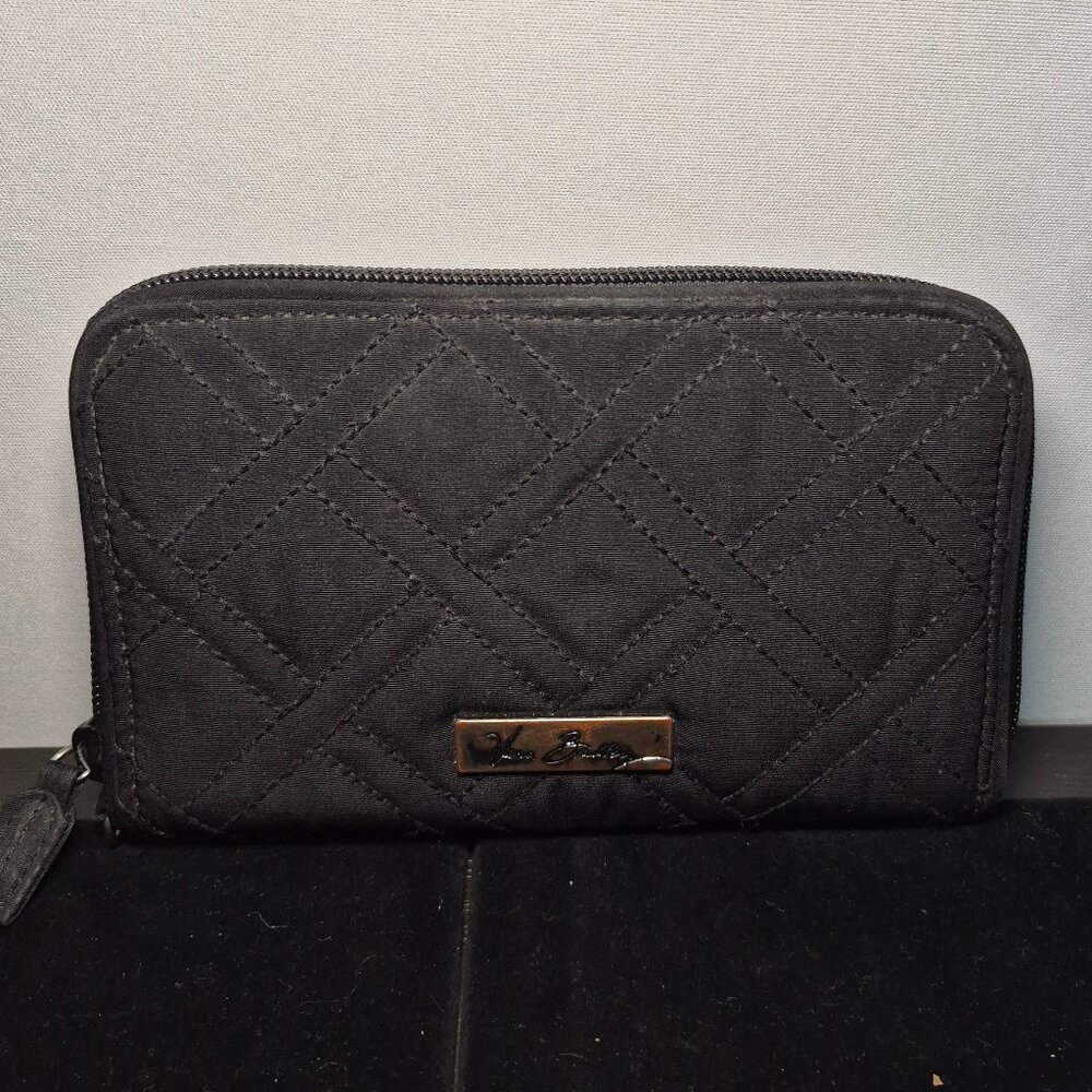 Vera Bradley quilted wallet